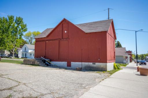 196 Main Street W, Elysian, MN 56028