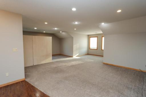 196 Main Street W, Elysian, MN 56028