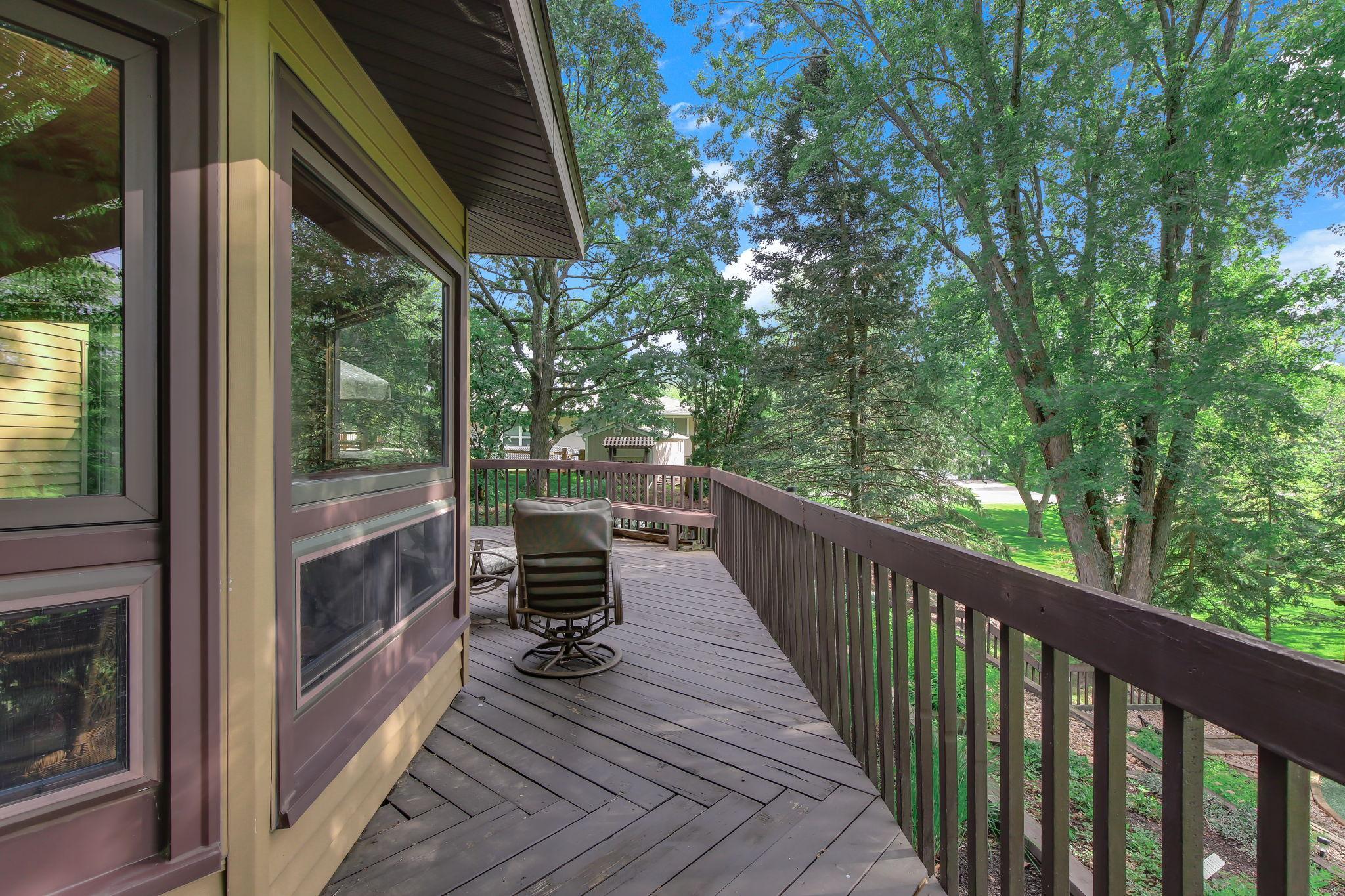 Deck