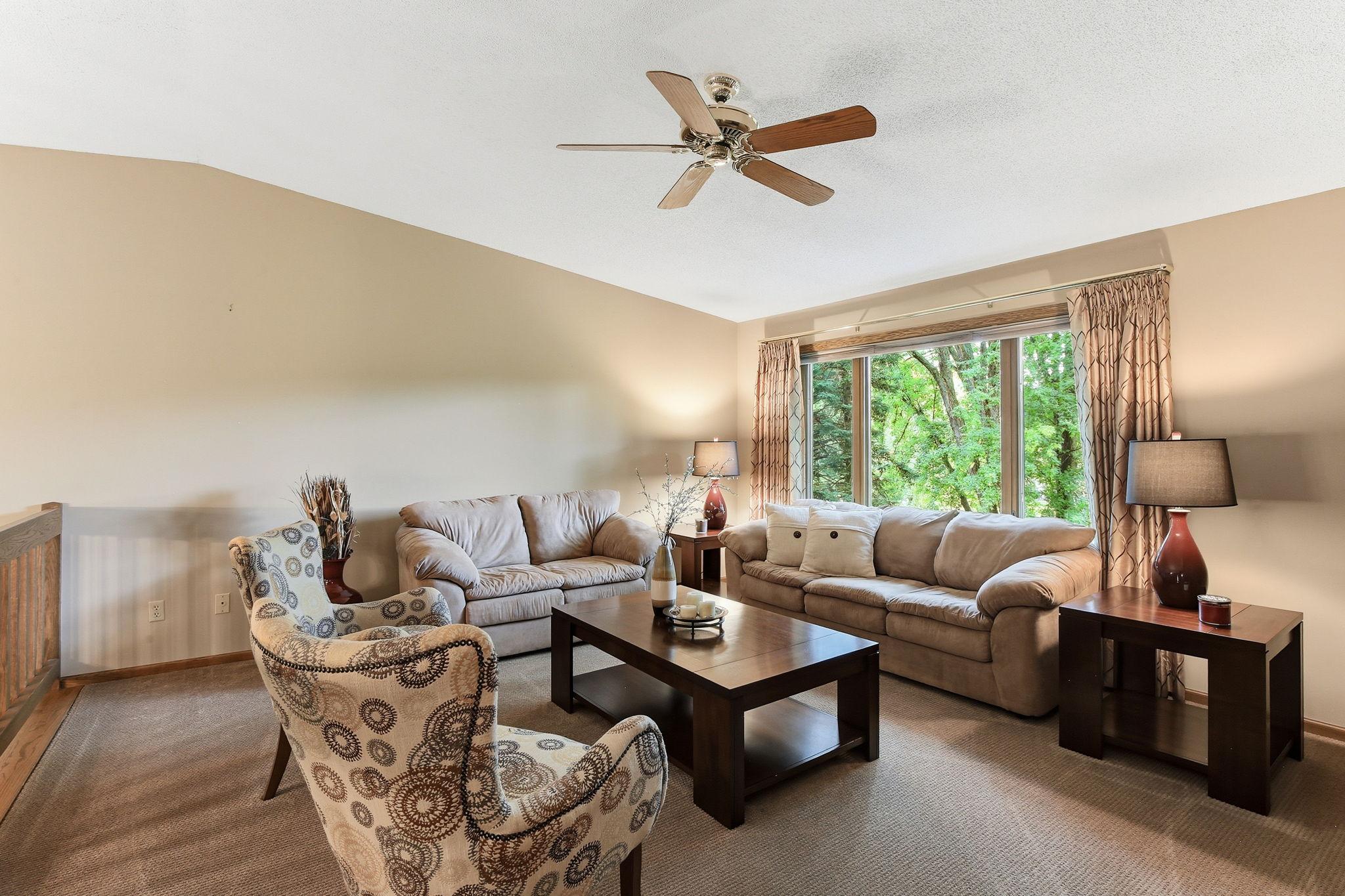 West facing Natural light(new Anderson)