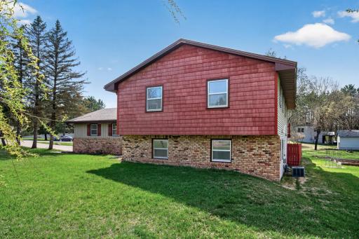 16640 Yttrium Street NW, Anoka, MN 55303