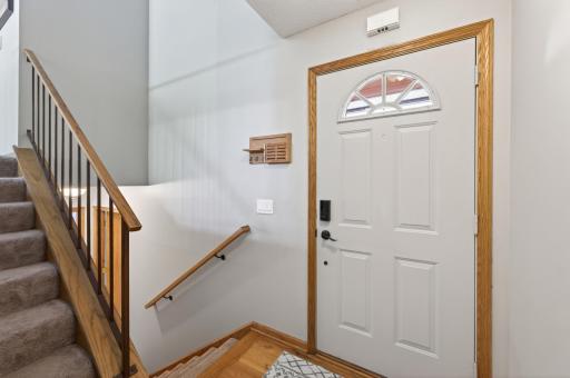 101 Mitchells Court, Saint Paul, MN 55115