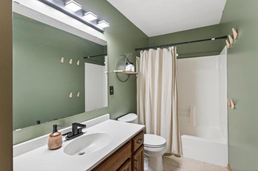 101 Mitchells Court, Saint Paul, MN 55115