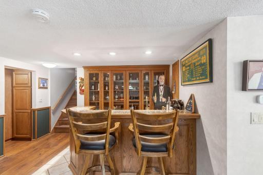 101 Timberland Drive, Burnsville, MN 55337