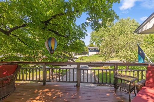 101 Timberland Drive, Burnsville, MN 55337