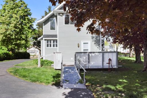 724 1st Street N, Waterville, MN 56096