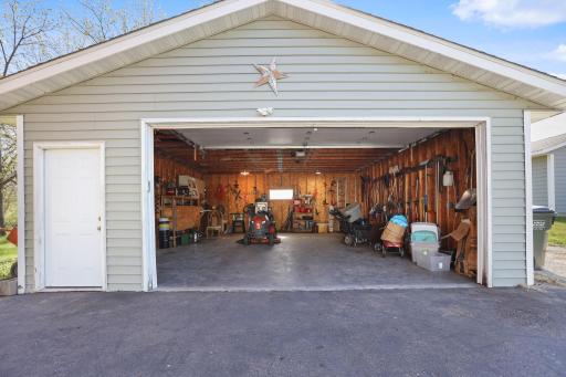 724 1st Street N, Waterville, MN 56096
