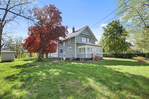 724 1st Street N, Waterville, MN 56096