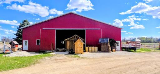 16' sidewalls 15'x22' door
