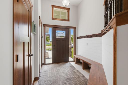 10-web-or-mls-2802_213th_St_W_Farmington_MN_007.jpg