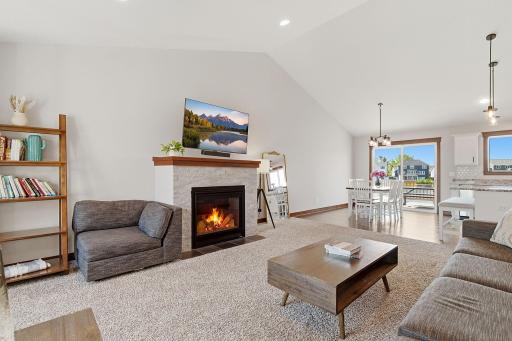 15-web-or-mls-2802_213th_St_W_Farmington_MN_012.jpg