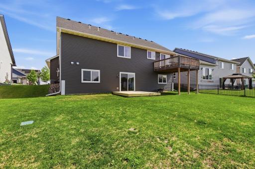 47-web-or-mls-2802_213th_St_W_Farmington_MN_047.jpg