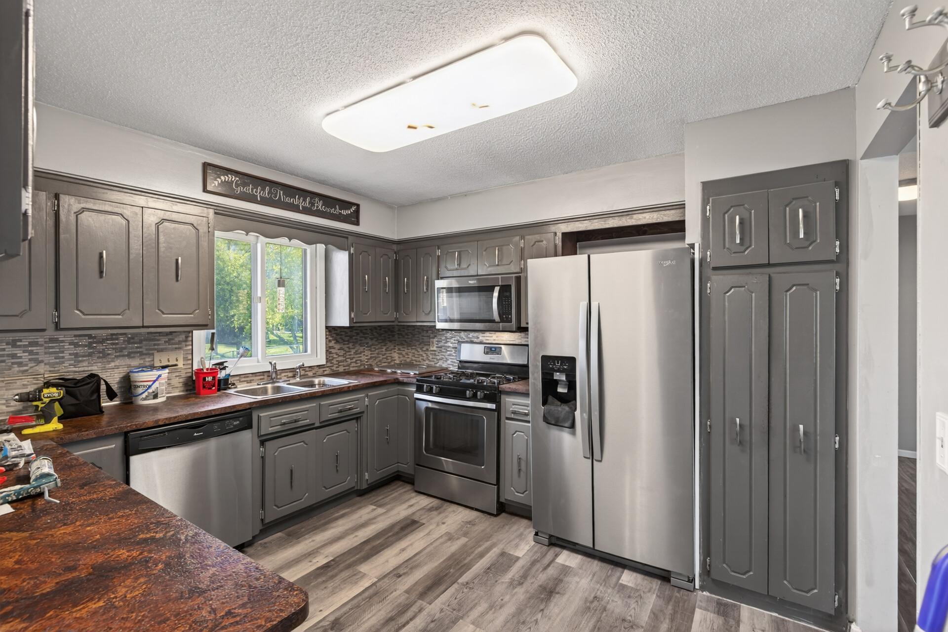 15_1058_Grant_St15_mls.jpg