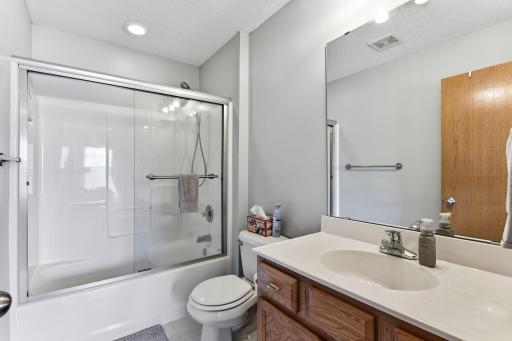 Upper level full bath! There's also a full bath in the primary suite!