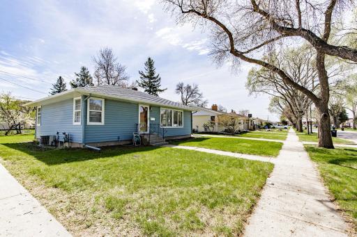 2101 7th Street N, Fargo, ND 58102