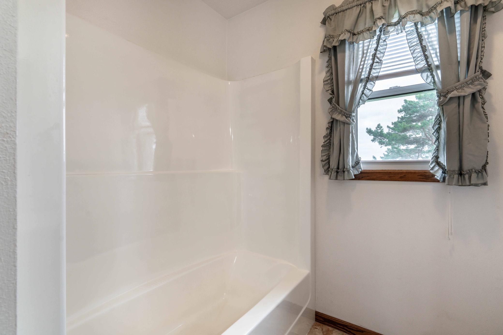 16990 River Oaks Blvd FF-217.jpg