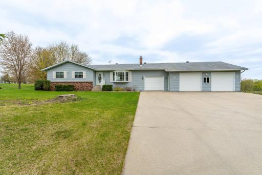 16990 River Oaks Boulevard, Fergus Falls, MN 56537