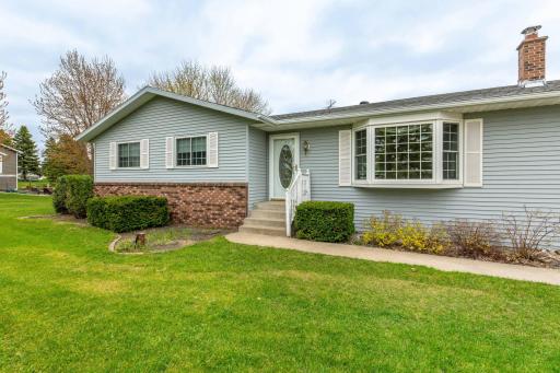 16990 River Oaks Boulevard, Fergus Falls, MN 56537