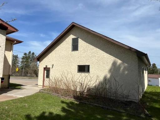 1102 Mckinley Avenue, Eveleth, MN 55734
