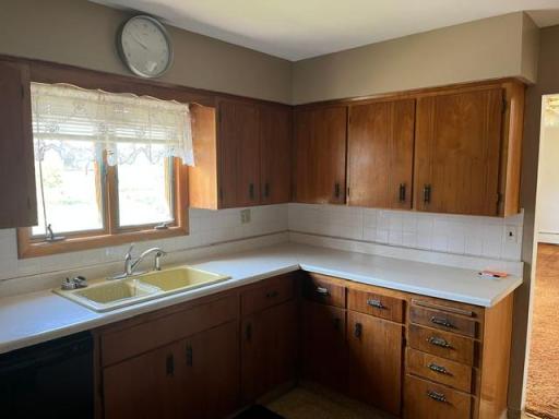 1102 Mckinley Avenue, Eveleth, MN 55734