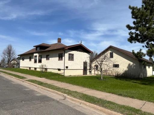 1102 Mckinley Avenue, Eveleth, MN 55734