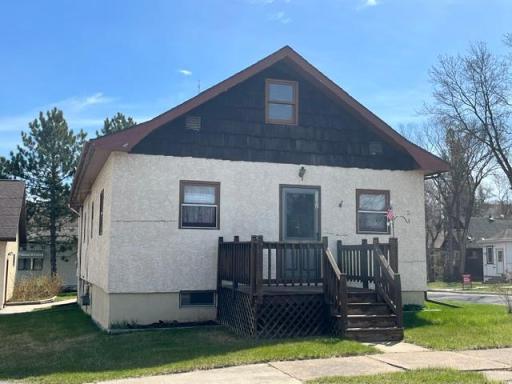 1102 Mckinley Avenue, Eveleth, MN 55734