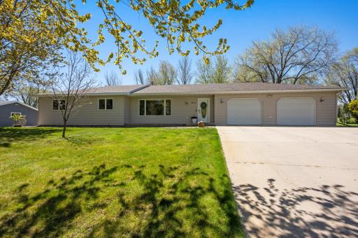 2505 Conifer Avenue, Alexandria, MN 56308