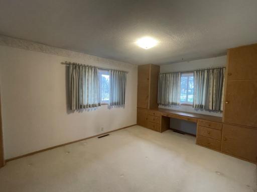 775 2nd Street E, Tracy, MN 56175