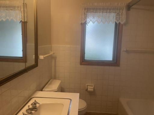 775 2nd Street E, Tracy, MN 56175