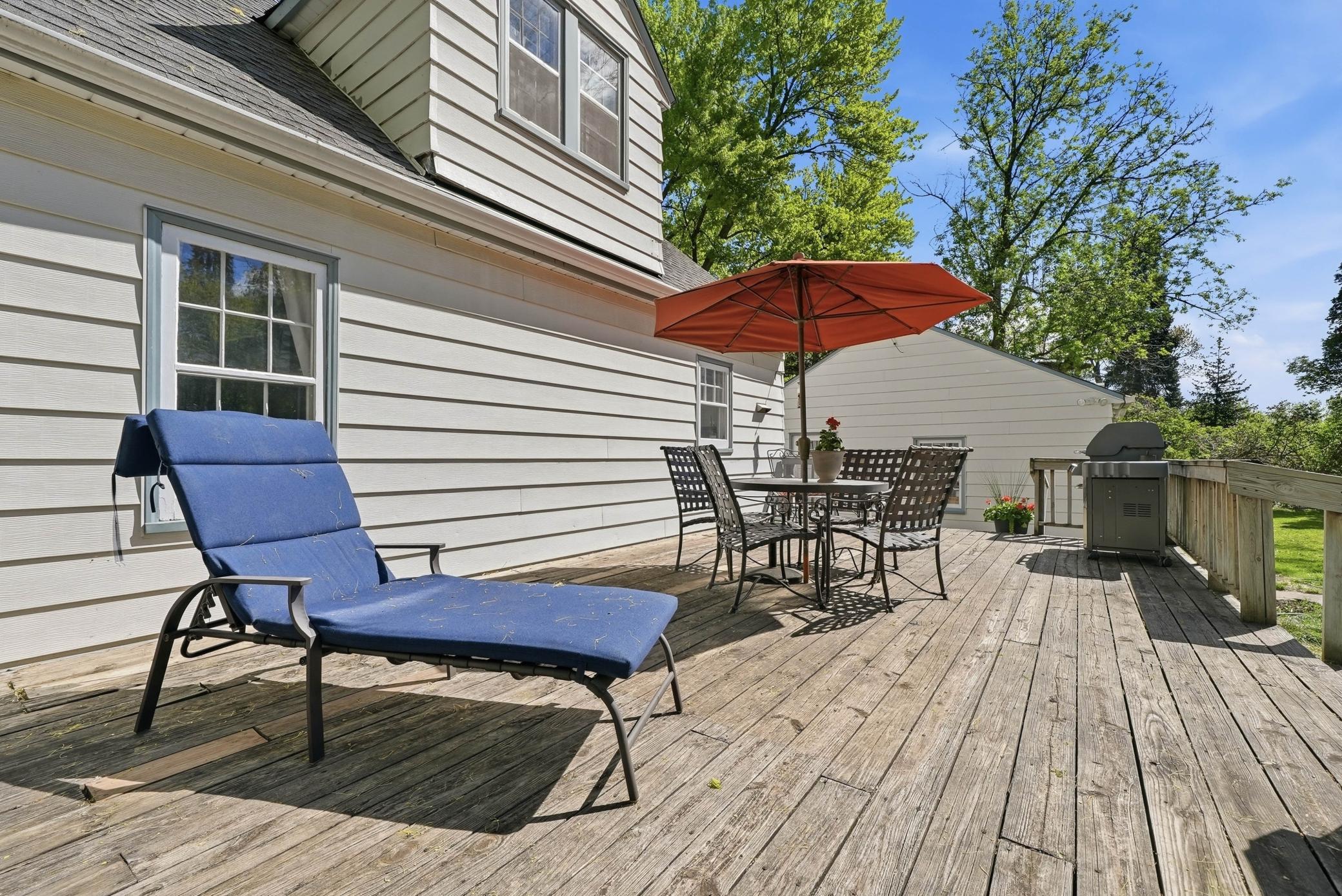 Deck