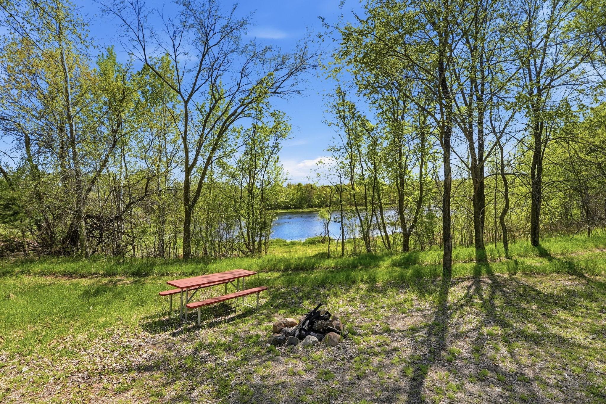 Property offers a peaceful setting immersed in nature.
