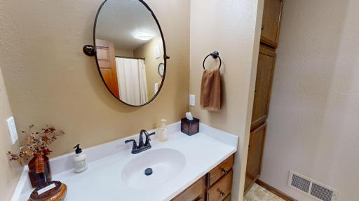 909 Luther Place, 117, Albert Lea, MN 56007