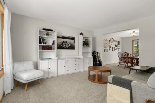 9080 Parkside Drive, Saint Paul, MN 55125