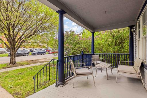 205 S 14th Street S, Fargo, ND 58103