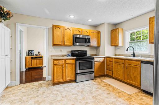 205 S 14th Street S, Fargo, ND 58103