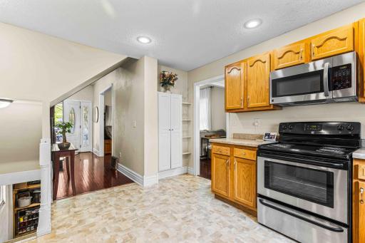 205 S 14th Street S, Fargo, ND 58103
