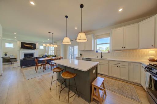 1041 Oakwood Road, Newport, MN 55055