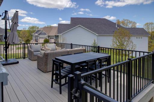 1041 Oakwood Road, Newport, MN 55055