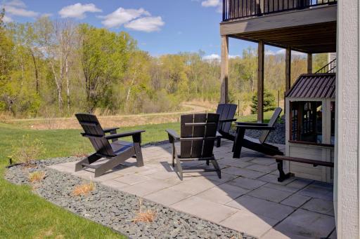 1041 Oakwood Road, Newport, MN 55055