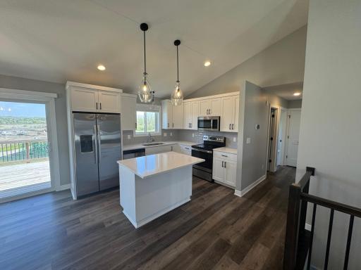 168 Stonelake Drive SE, Rochester, MN 55904
