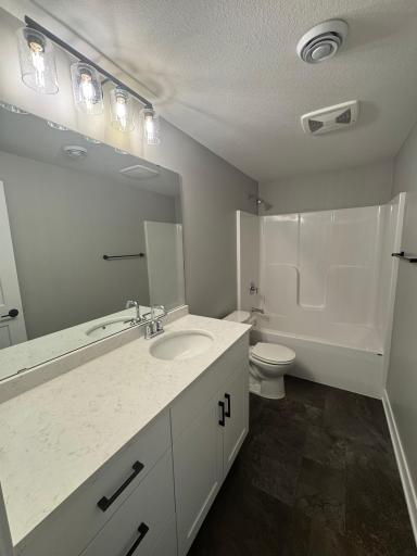 168 Stonelake Drive SE, Rochester, MN 55904