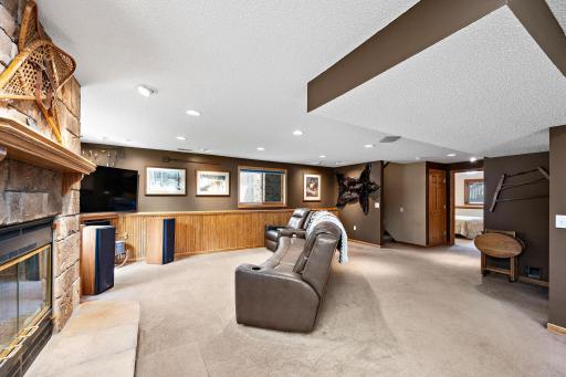 2850 Pheasant Circle, Mound, MN 55364