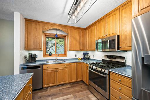 2850 Pheasant Circle, Mound, MN 55364