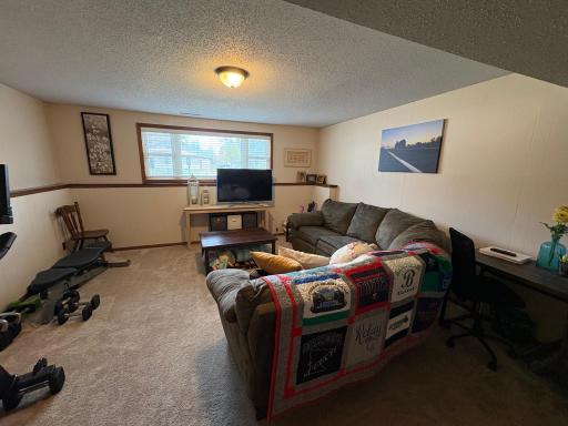 1305 14th Avenue N, Wahpeton, ND 58075