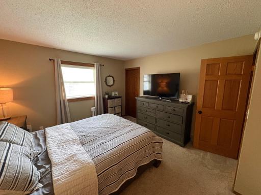 1305 14th Avenue N, Wahpeton, ND 58075