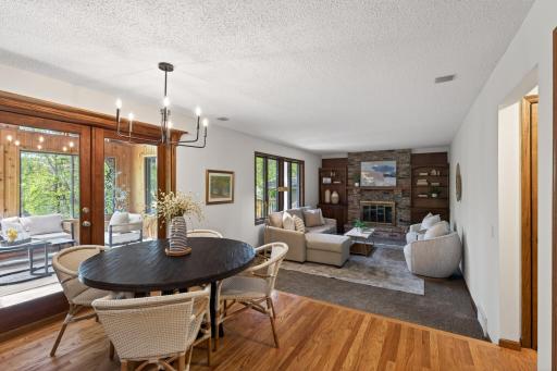 15104 Chestnut Circle, Burnsville, MN 55306