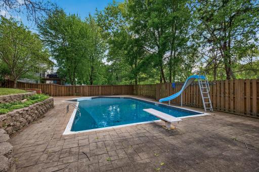 15104 Chestnut Circle, Burnsville, MN 55306