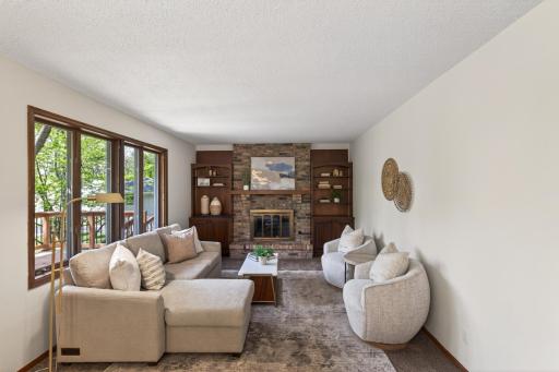 15104 Chestnut Circle, Burnsville, MN 55306