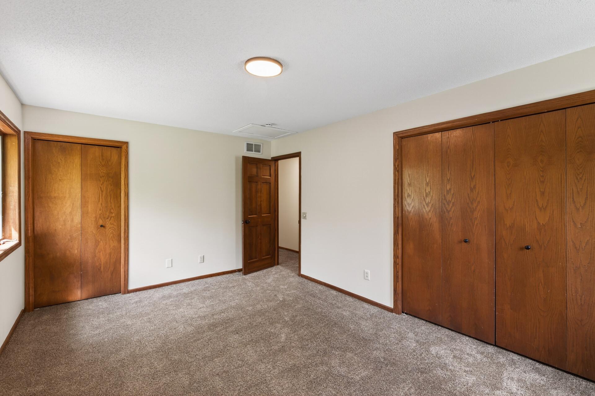 22_15104_Chestnut22_mls.jpg