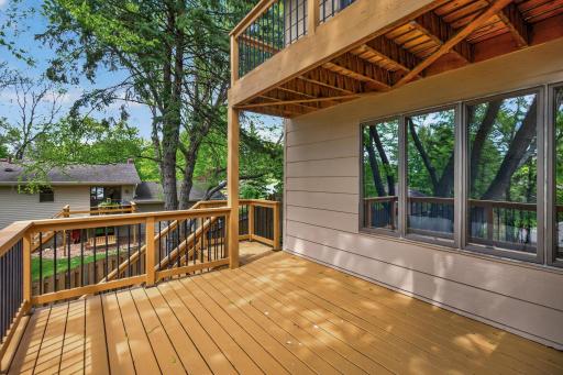 15104 Chestnut Circle, Burnsville, MN 55306